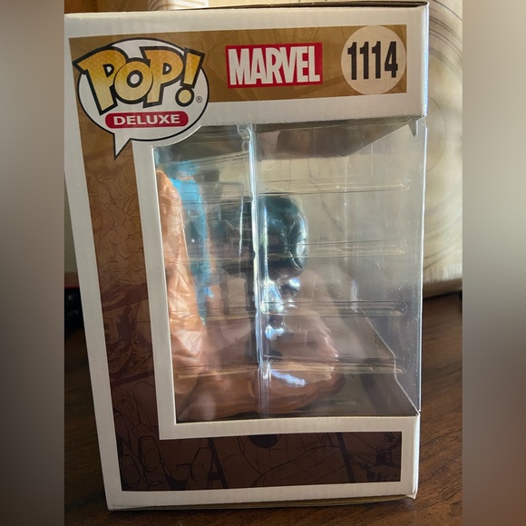 Marvel Black Panther Funko Pop Hollywood Exclusive #1114 Exclusive - Picture 7 of 9